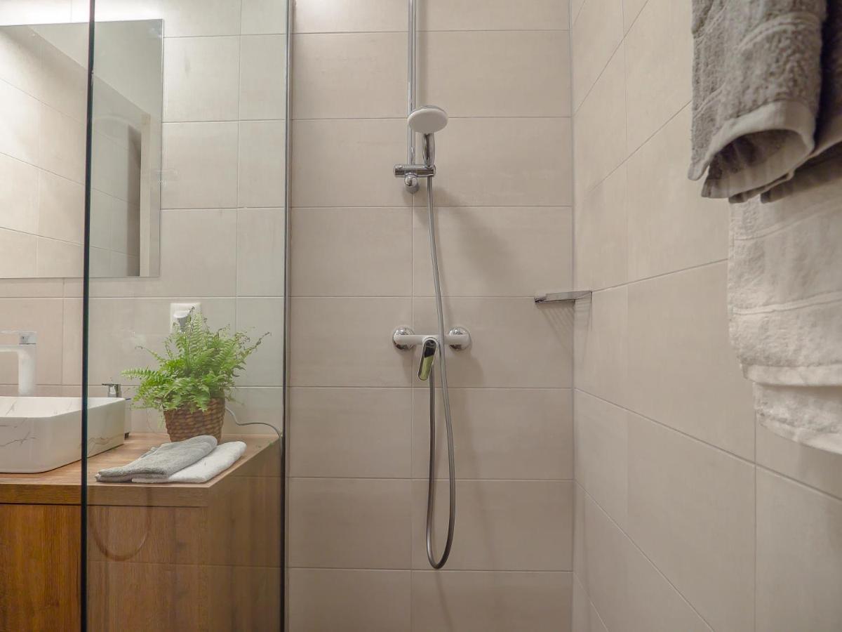 רייקה Apartmani Dora & Luka מראה חיצוני תמונה