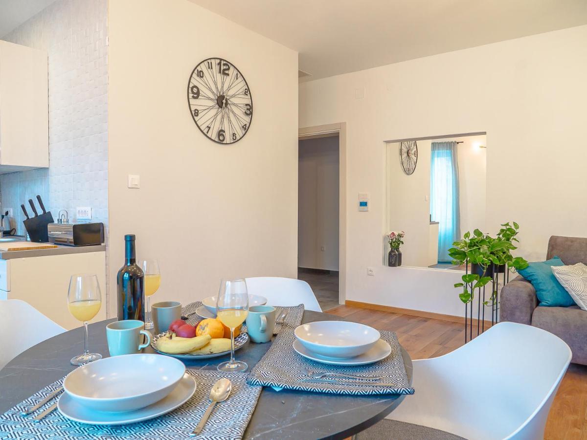 רייקה Apartmani Dora & Luka מראה חיצוני תמונה